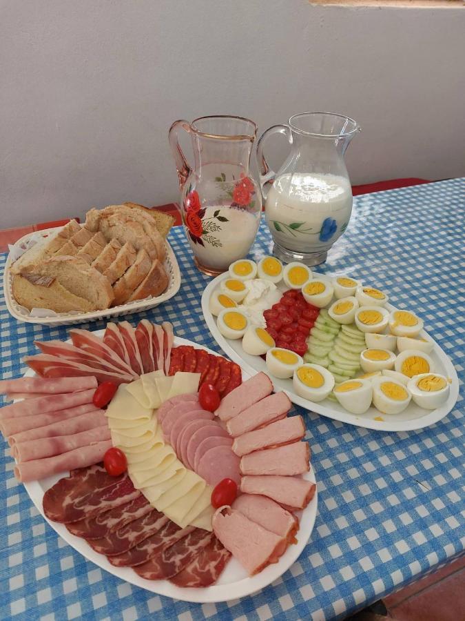 Apartman Milica Golubic  외부 사진