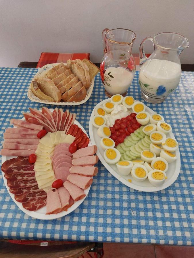 Apartman Milica Golubic  외부 사진